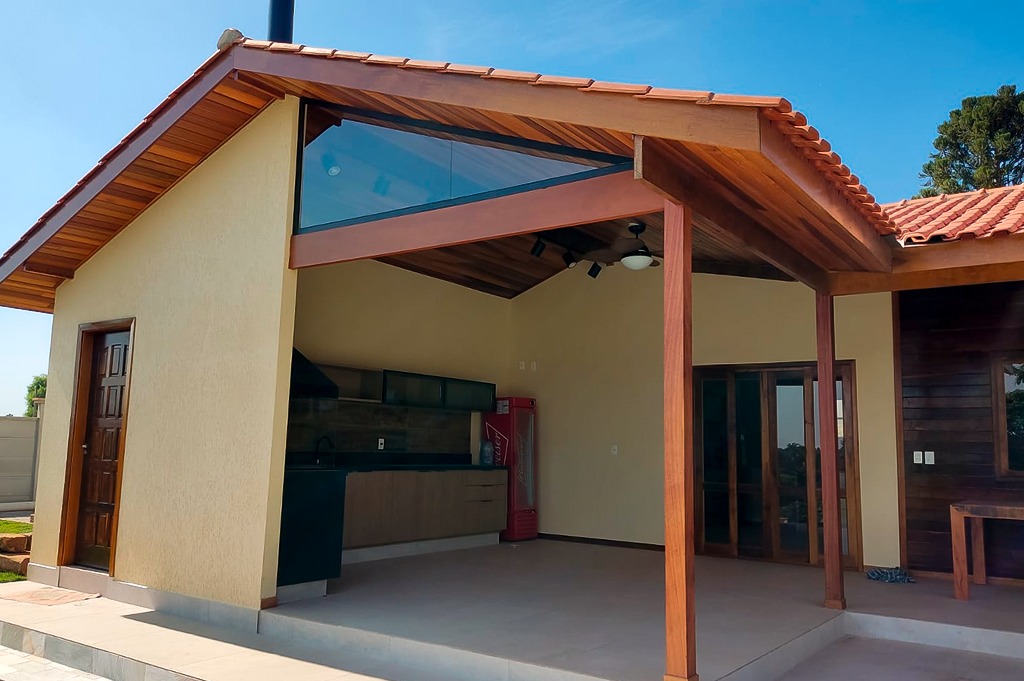 Transforme a Área Gourmet da Sua Casa de Madeira